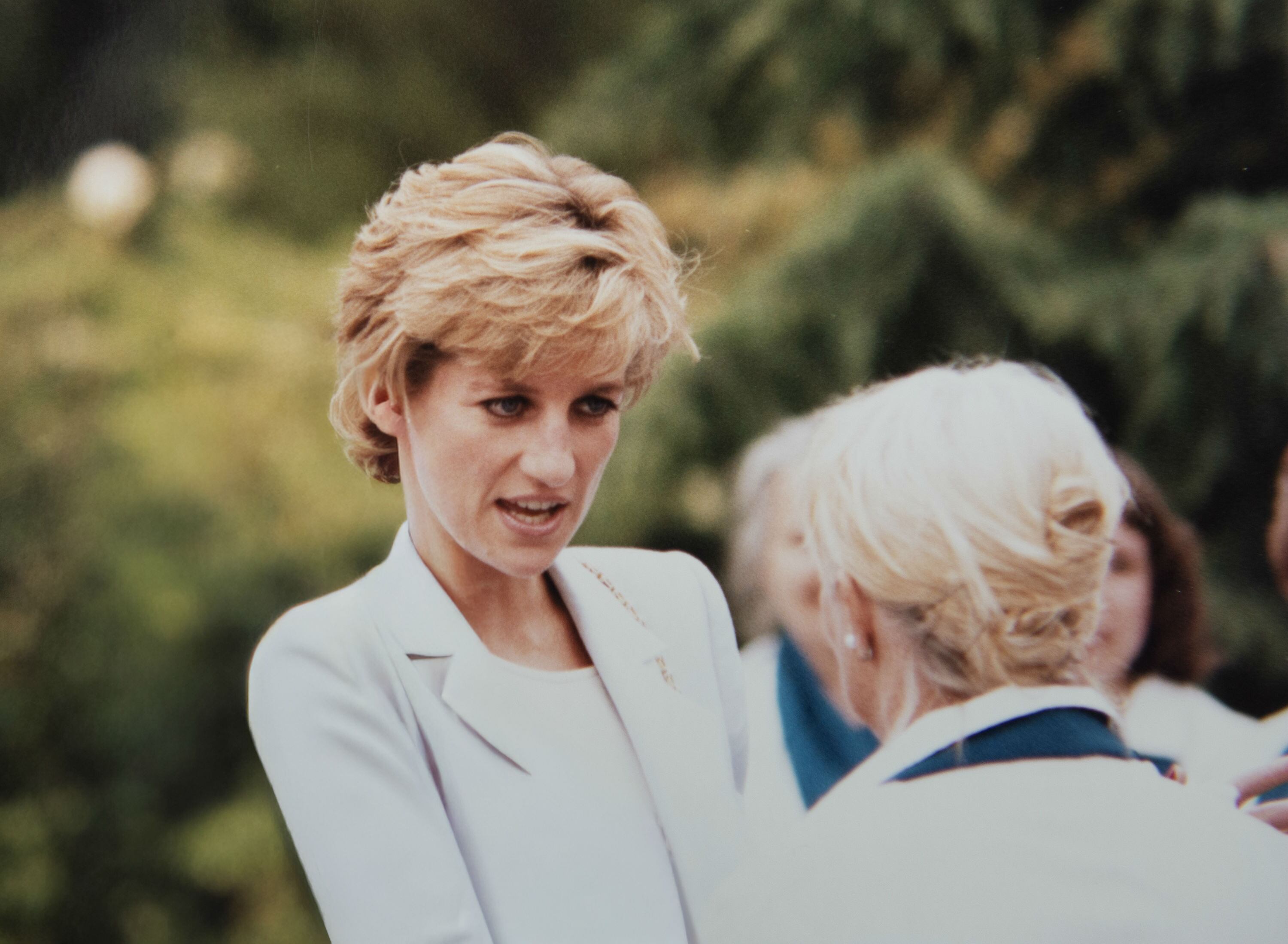 Durante la visita, la princesa saludó a las autoridades y personalidades del pueblo