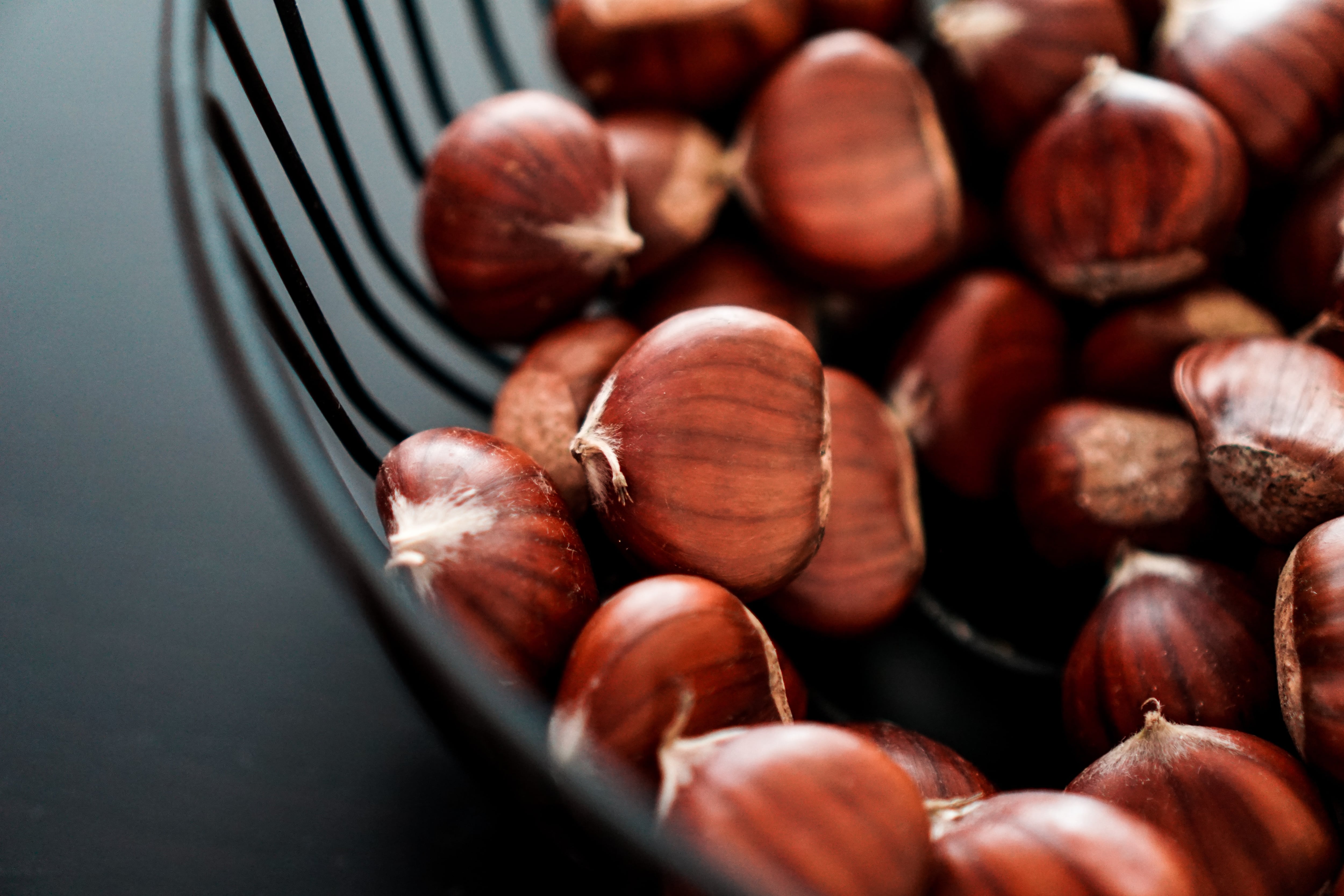 Castañas, un fruto seco en temporada de otoño (Pexels)