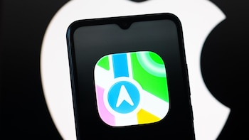 Apple lanza la primera beta pública de iOS 26.5, sin funciones de la IA de Gemini, pero con novedades en Mapas