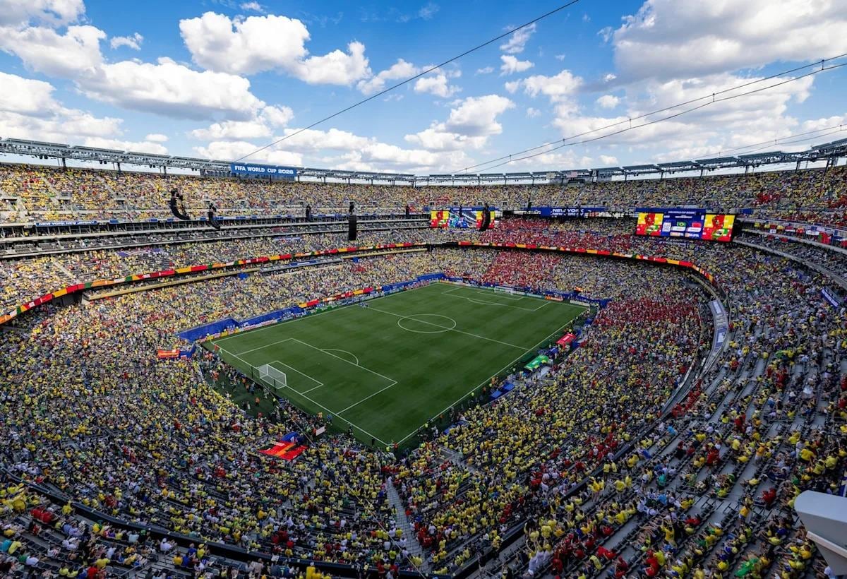 Uno de los factores que impulsó la recaudación de la FIFA fue la política de comercialización de entradas