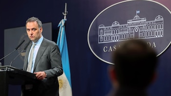 Adorni evalúa hacer otra conferencia de prensa y prepara su estrategia judicial: “Ya lo voy a demostrar”