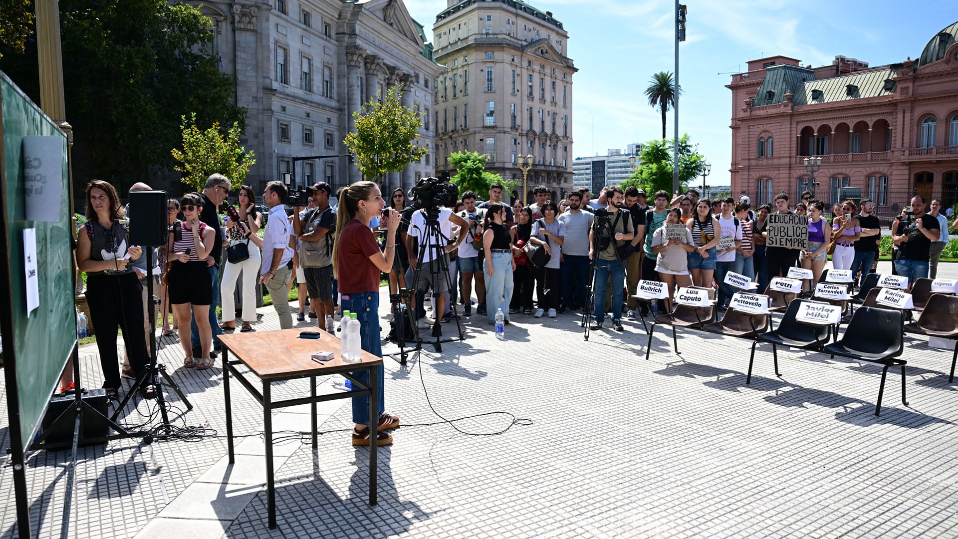 La UBA exige que el Gobierno acate los fallos judiciales que ordenan la recomposición salarial del personal docente y no docente. (Maximiliano Luna)
