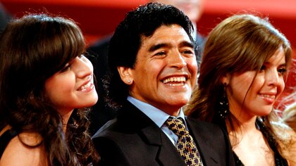 Las hijas de Diego Maradona pidieron postergar el inicio del juicio oral por la muerte del astro