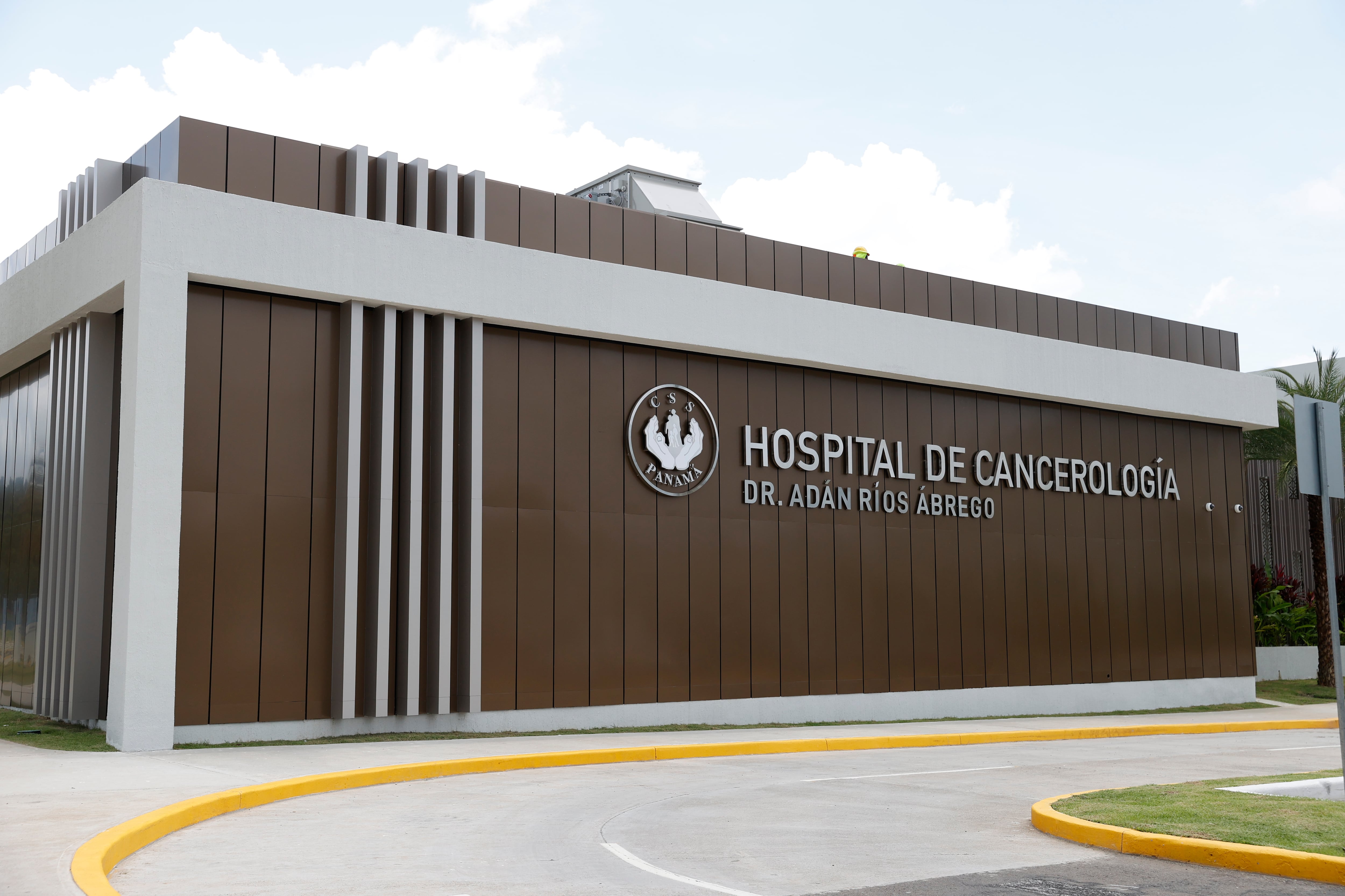 Hospital de Cancerología en la Ciudad de la Salud, en Ciudad de Panamá (Panamá). EFE/ Bienvenido Velasco