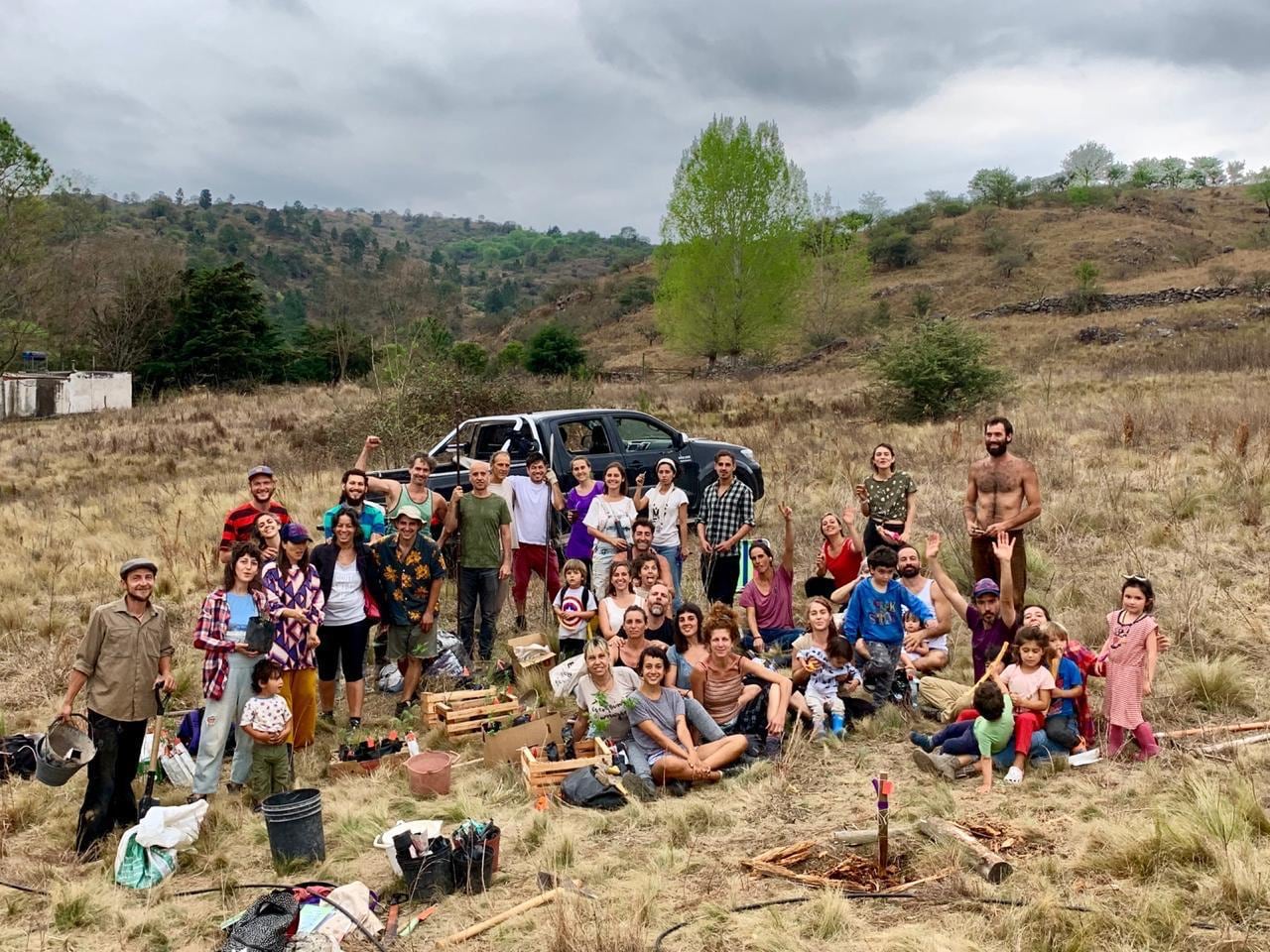 Matías Echeguren vivió casi dos años en carpa en medio de las sierras de Córdoba y junto a 10 amigos fundó un ecopueblo que hoy alberga a 250 vecinos