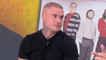 Detienen al actor Adrián Rodríguez en Málaga tras 48 horas desaparecido y su polémico mensaje: protagoniza un violento altercado en la estación María Zambrano