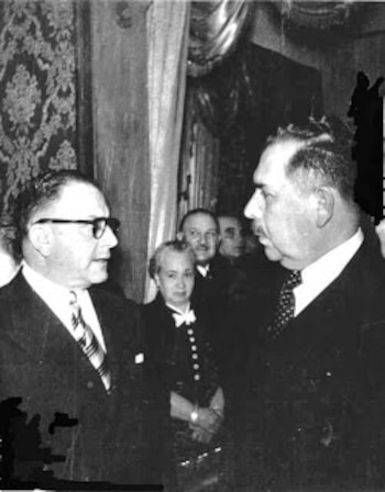 Los mnanifestantes afirmaban que en las elecciones del día anterior se había cometido un fraude enc ontra del candidato opositor