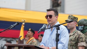 El Gobierno de Ecuador insiste