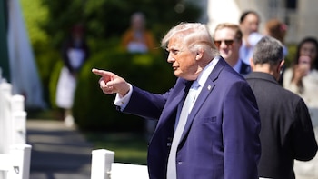 VÍDEO: Trump resalta la "histórica" operación de rescate de los pilotos, que compara con "buscar una aguja en un pajar"