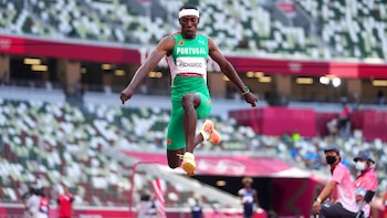 Tokyo 2020 Olympics - Athletics - Men's Triple Jump - Final - Olympic Stadium, Tokyo, Japan - August 5, 2021. Pedro Pablo Pichardo of Portugal in action REUTERS/Aleksandra Szmigiel