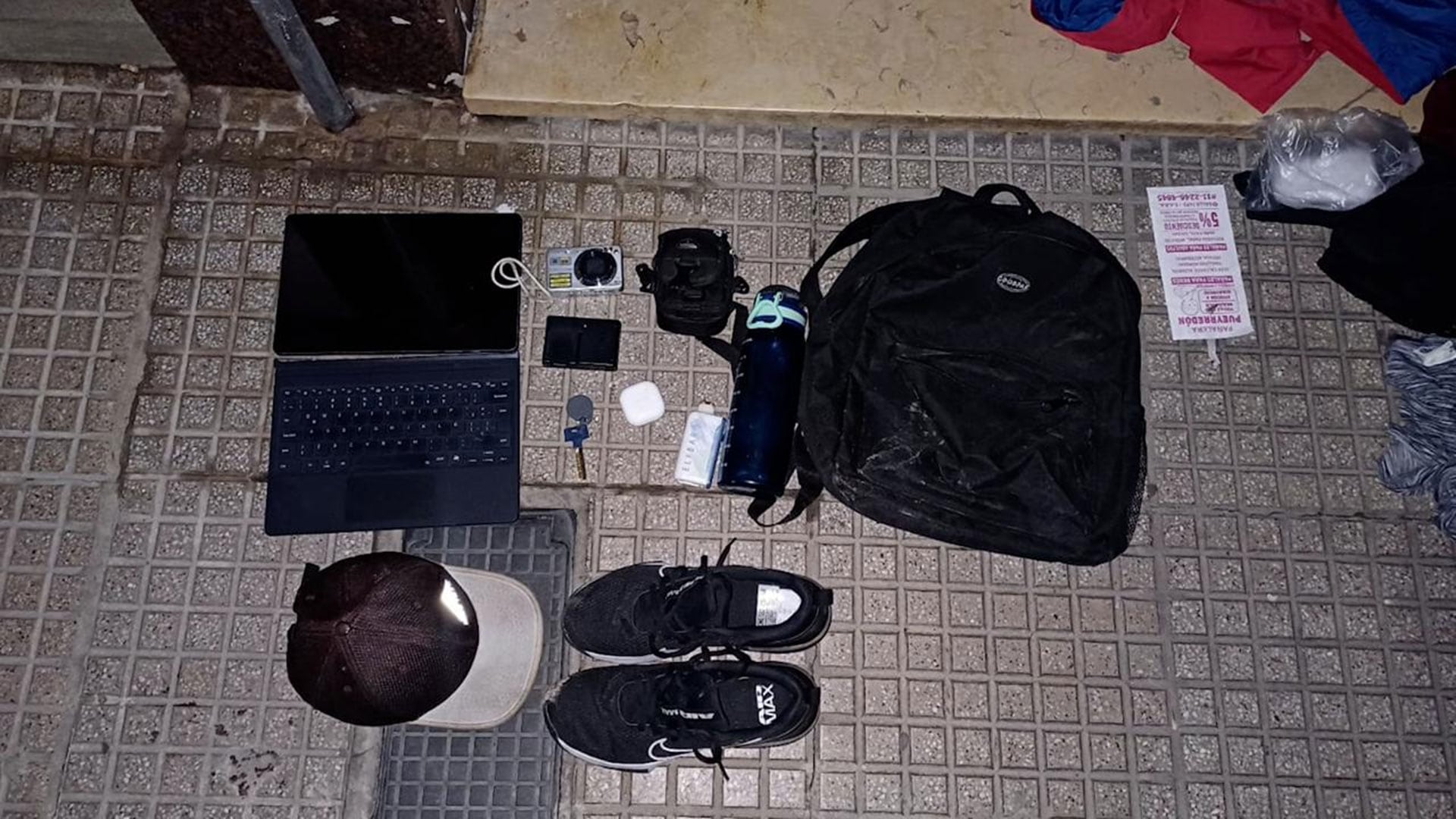 Los ladrones se llevaron una tablet, una cámara fotográfica y dinero en efectivo