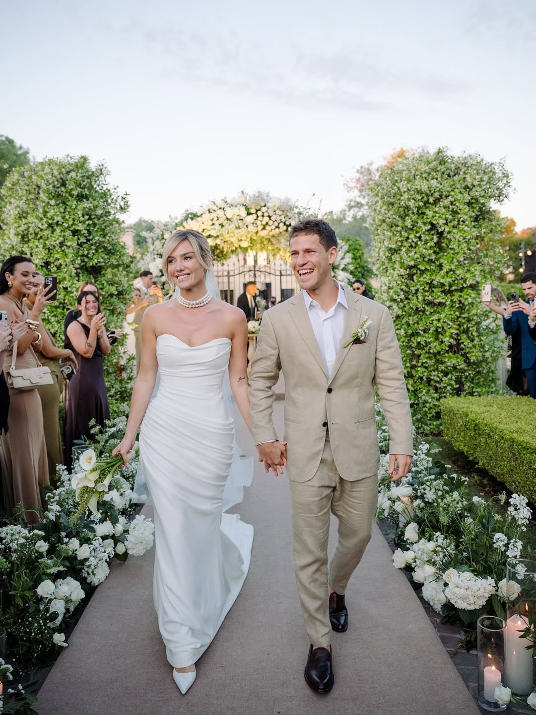 Luego de seis años de relación, la pareja sello su amor en una ceremonia en el Dok Haras