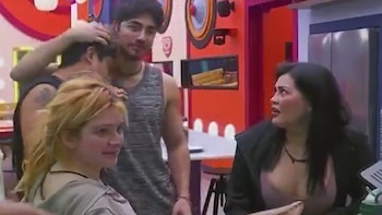 Sian intentó aclarar la situación