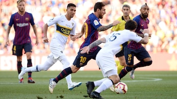 El astro argentino invitó a la delegación a su restaurante y le envió camisetas a todos luego de la victoria del Barcelona (AFP PHOTO / Josep LAGO)