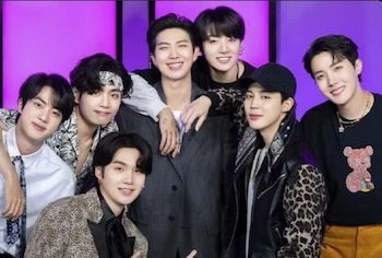 Christian Yaipén invita a los ARMY al streaming party de BTS y confirma que irá a sus conciertos en Lima. Captura: TikTok.