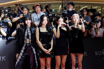 Lisa, Rose, Jisoo y Jennie