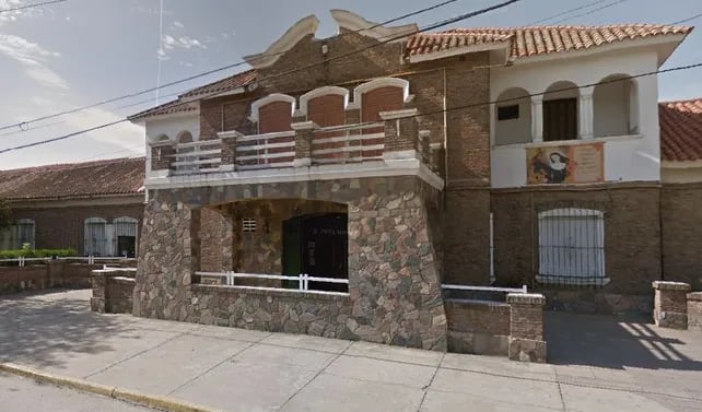 El Colegio María Auxiliadora de Funes, donde ocurrió la agresión