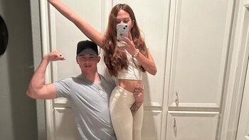 Lucila junto a su esposo