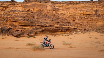 AMP. Schareina se coloca líder