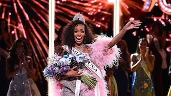 Miss USA coronó a una madre y esposa por primera vez en 75 años de historia: “Estoy hoy en este escenario asumiendo con orgullo todo lo que soy”