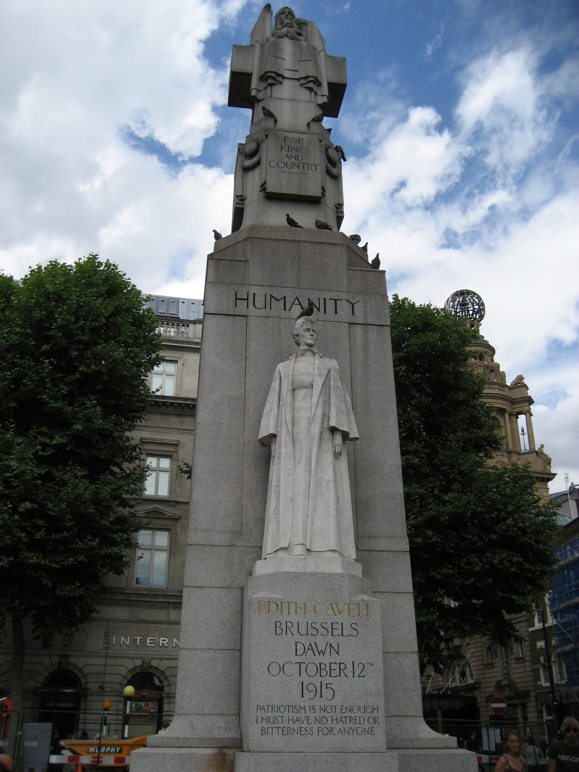Los restos de la enfermera británica recibieron un funeral de Estado en Londres al finalizar la Primera Guerra Mundial antes de su traslado a Norwich