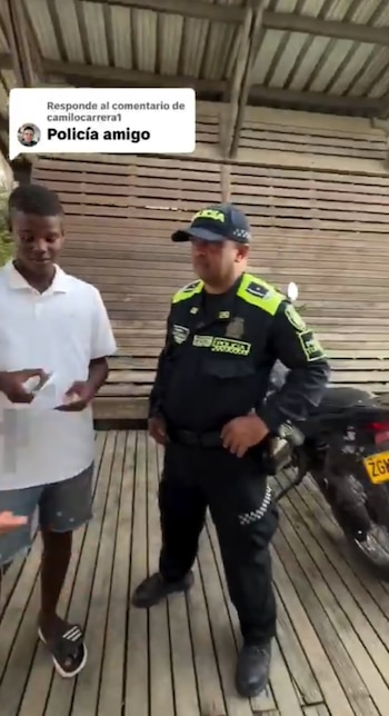 Mario Trujillo recuperó el excedente de una cuenta de 400.000 pesos por piñas coladas en Bocagrande - crédito mariotrujillo/Instagram