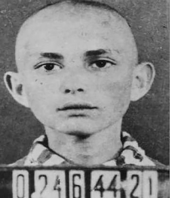 Imre Kertézs tenía 14 años