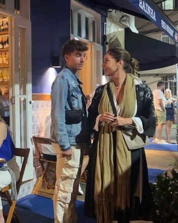 Karina Mazzocco y su hijo