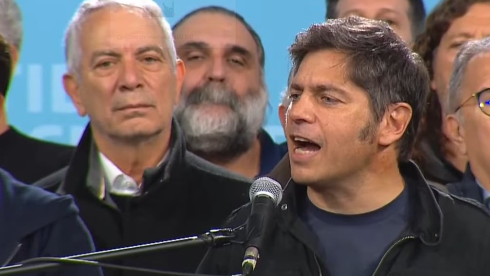 Kicillof reivindicó a Cristina Kirchner en el Día de la Lealtad, dijo que está “injustamente presa” y se ofreció a “poner el cuerpo” para 2027