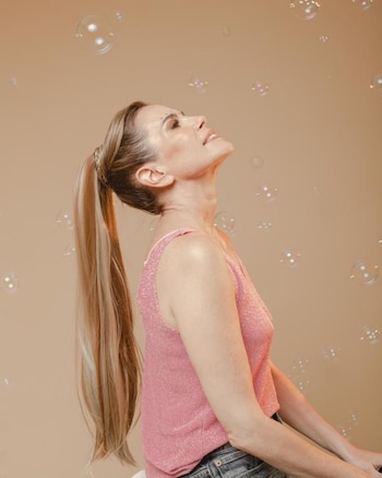 Karina Calmet, de 53 años,