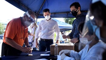 Juan Guaidó recorre los centros