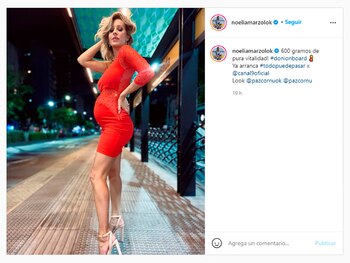 Noelia Marzol mostrando orgullosa su