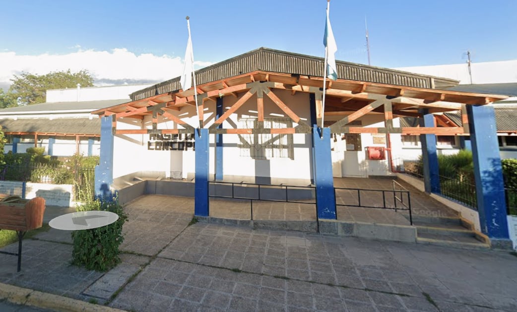 La damnificada presentó la denuncia correspondiente y cuestionó la falta de respuesta del área municipal de Zoonosis tras el episodio