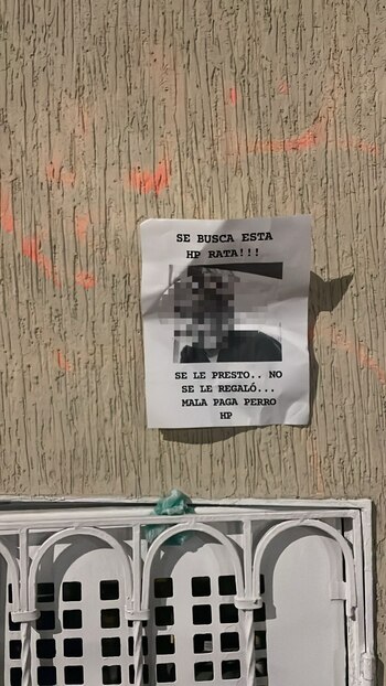 A su domicilio, en el