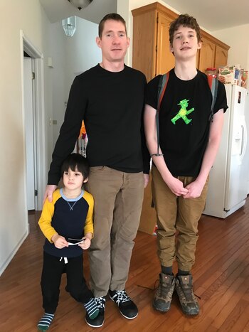 Felix junto a su padre