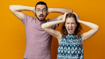 Al pronunciar el nombre de