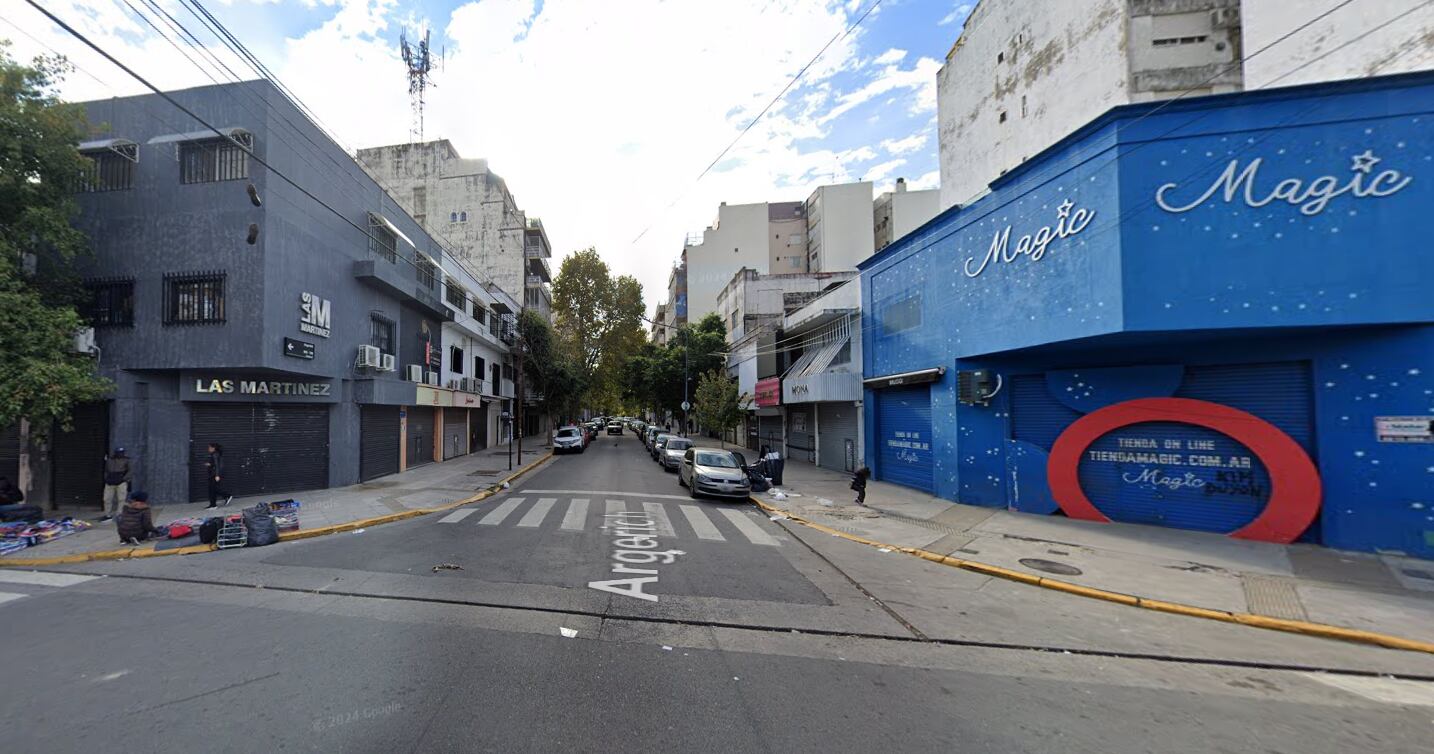 Le robaron más de medio millón de pesos haciéndole el “cuento del tío” en Flores