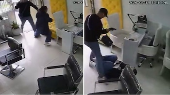 Las cámaras de seguridad del establecimiento registraron el asalto y la huida del atacante en Bogotá - crédito Captura de video