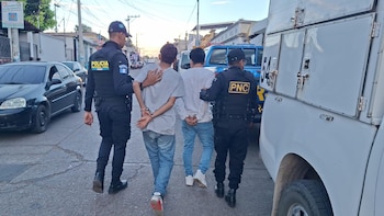 Acribillaron a un mototaxista y los capturaron minutos después en Santa Rosa, Guatemala