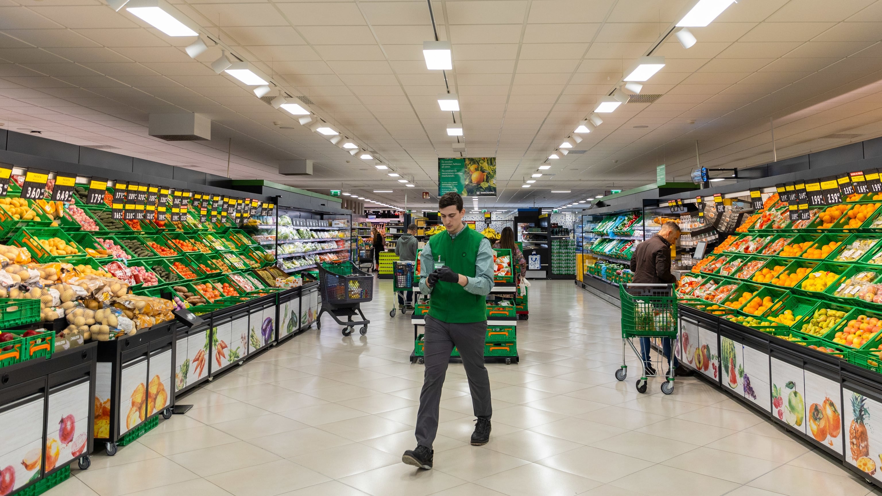 Mercadona, DIA, Carrefour o Ahorramás: qué supermercados abren este 1 de enero de 2026
