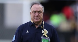 Un famoso entrenador renunció a una selección a 109 días del Mundial para cuidar a su hija: “La familia está antes”