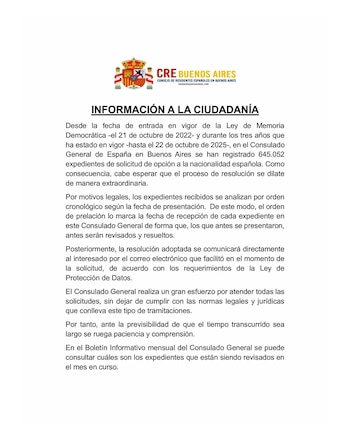 Documento oficial del Consulado de España en Buenos Aires titulado 'Información a la ciudadanía', detallando el estado de expedientes de nacionalidad