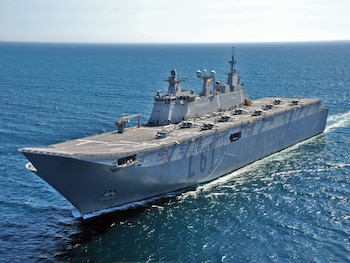 Buque LHD Juan Carlos I