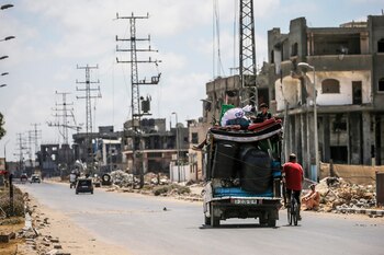 Habitantes de Jan Yunis (EFE/EPA/MOHAMMED
