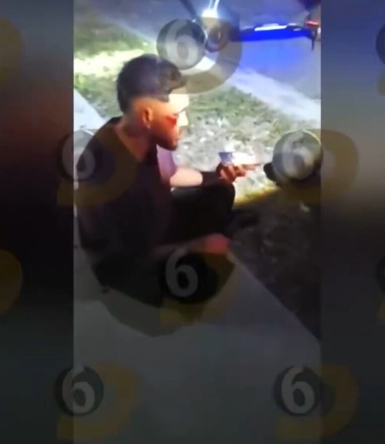 Así quedó Lucas Ocampos tras lesionarse (Captura pantalla Multimedios Deportes)