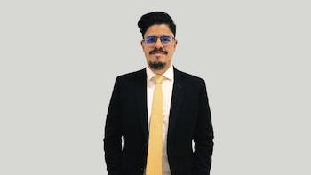 Luis Alberto Morales es profesional