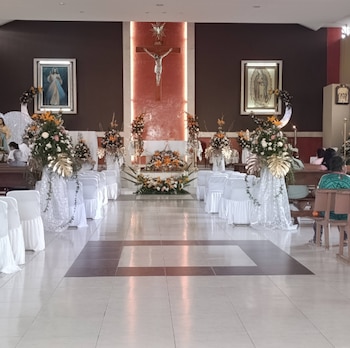 El hombre ingresó sin permiso la noche del jueves alrededor de las 11:45 de la noche Foto: Facebook Parroquia San Martín de Porres León Gto.