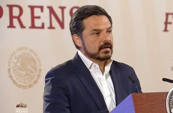 Zoé Robledo, director del IMSS.