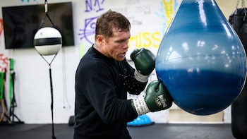 Canelo Álvarez advierte a Christian Mbilli: “Yo voy a ganar ese campeonato mundial”