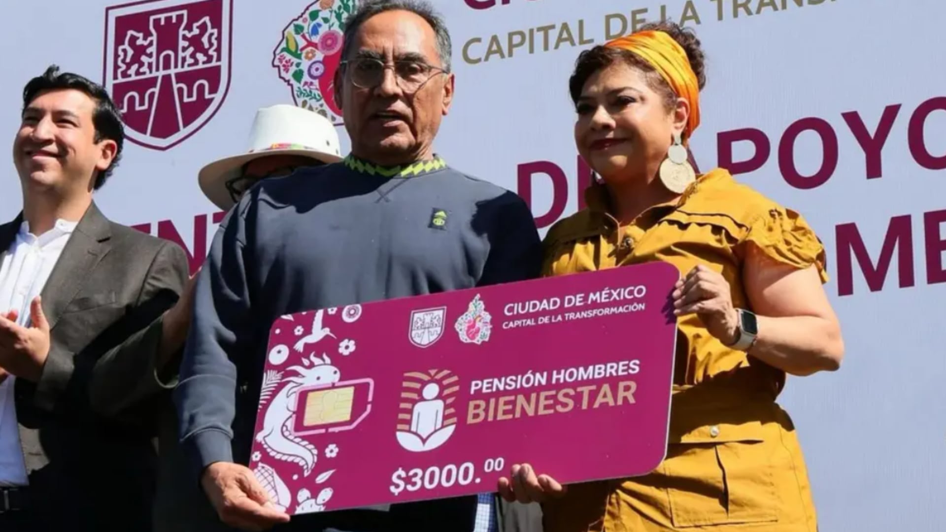 Hombres de 60 a 64 años pueden formar parte de este programa social para recibir un total de 3 mil pesos bimestrales. Foto: Sebien.